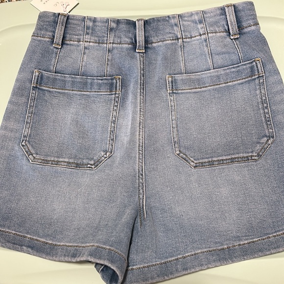 NWT Lauren Conrad shorts - Picture 2 of 6